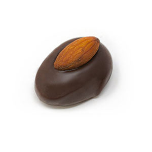 Almond-Topper-Whole.jpg__PID:a910ff78-35e1-4c03-bb7d-32373d7bd21f